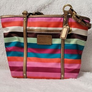 Pre-owned coach striped shoulder purse